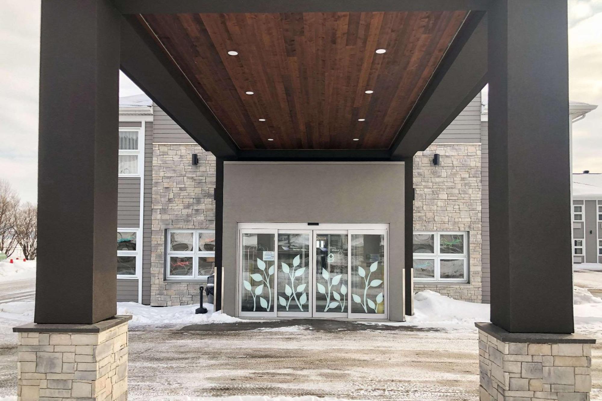 Sleep Inn & Suites Quebec City East Saint-Jean-de-Boischâtel Екстериор снимка