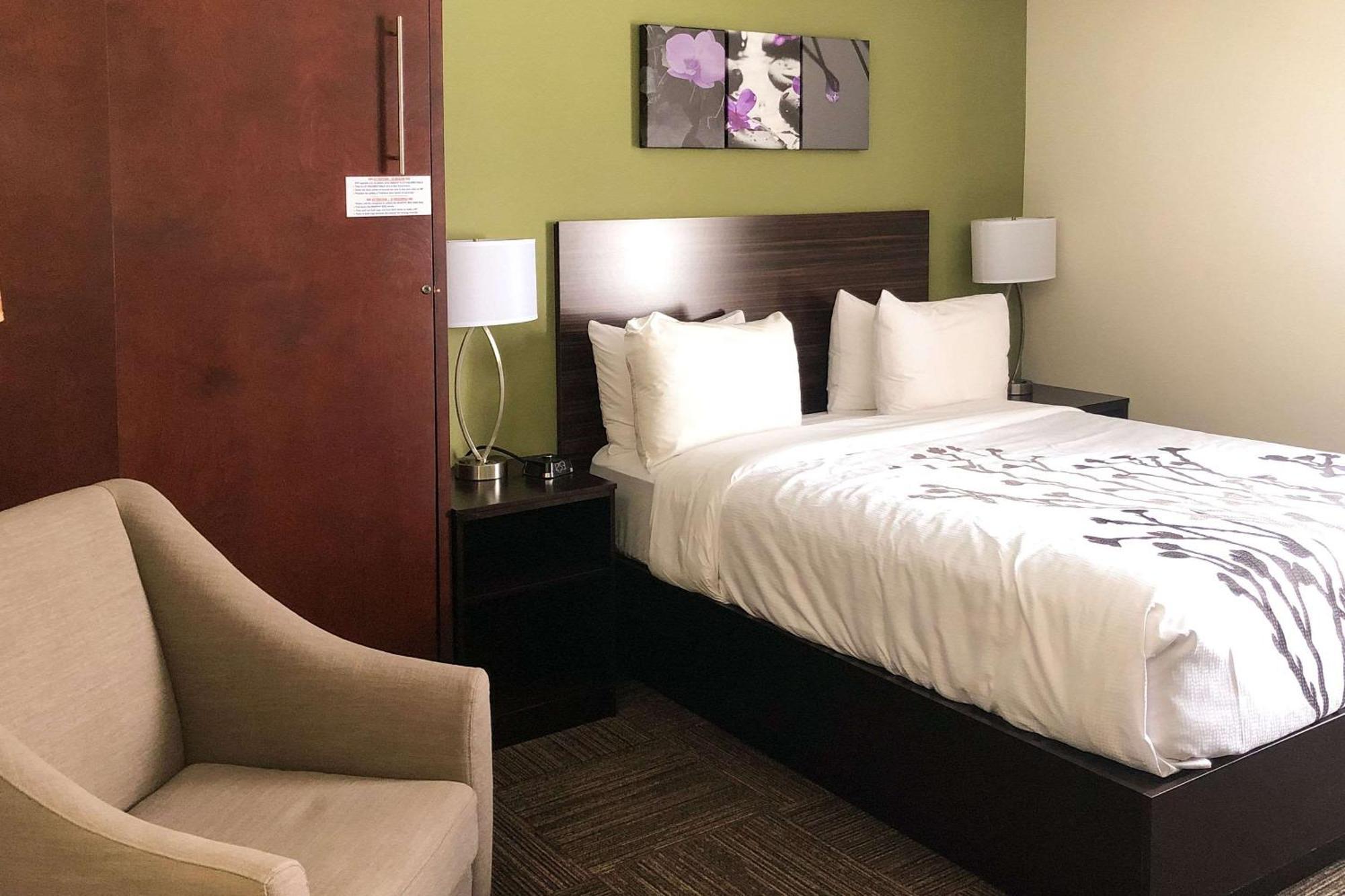 Sleep Inn & Suites Quebec City East Saint-Jean-de-Boischâtel Екстериор снимка